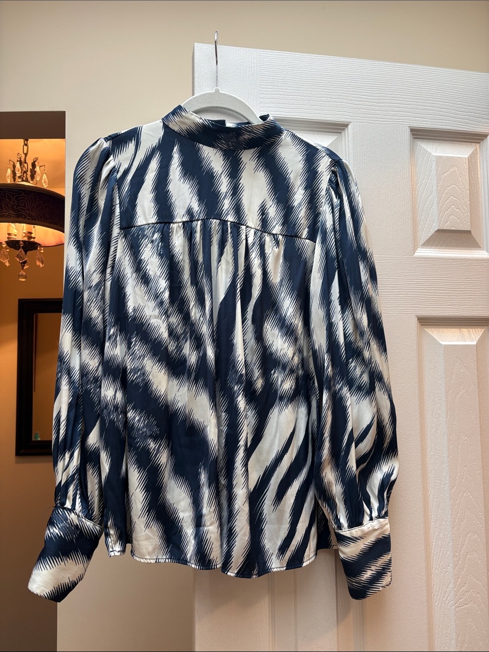 Maison D’ Amelie blouse - statement sleeves Small